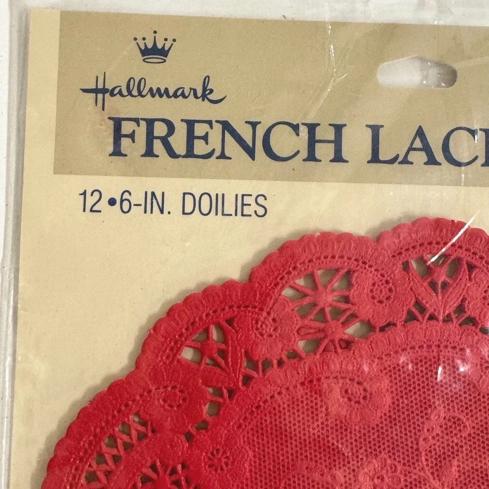Vintage Hallmark French Lace Doilies Red Green Paper Lot of 3 Packs 6in 10in